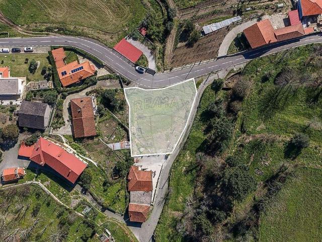 Terreno à venda em Briteiros São Salvador e Briteiros Santa Leocádia, Guimarães RE/MAX Portugal