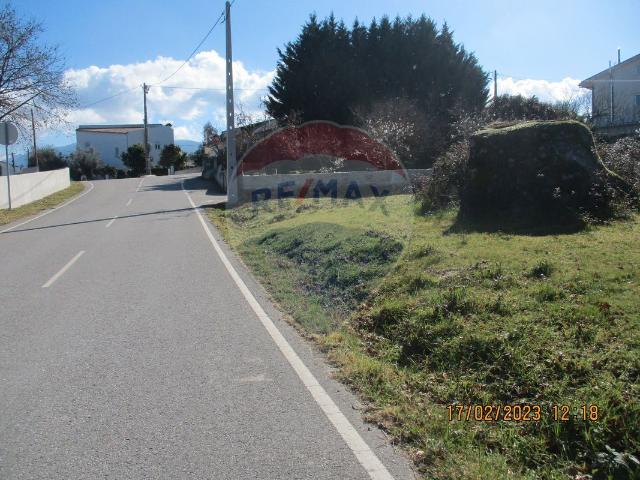 Terreno à venda em Gouveia