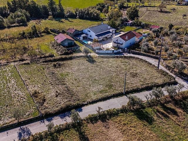 Terreno à venda em Gouveia