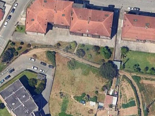 Terreno à venda em Gondomar