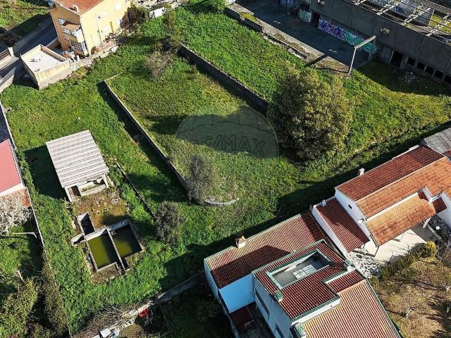 Terreno à venda em Gondomar São Cosme, Valbom e Jovim, Gondomar RE/MAX Portugal