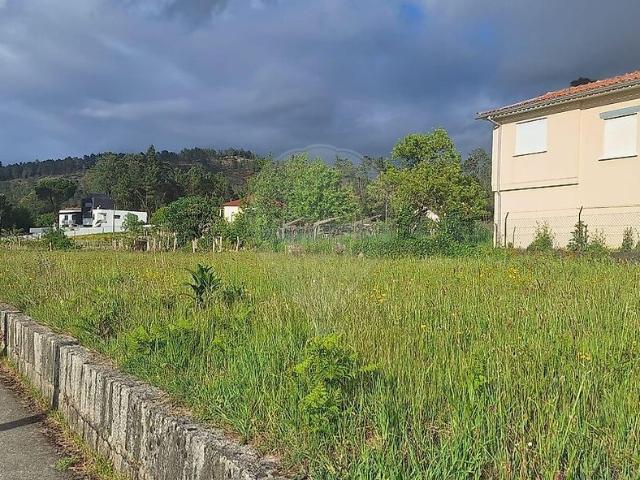 Terreno à venda em Gondomil e Sanfins, Valença RE/MAX Portugal