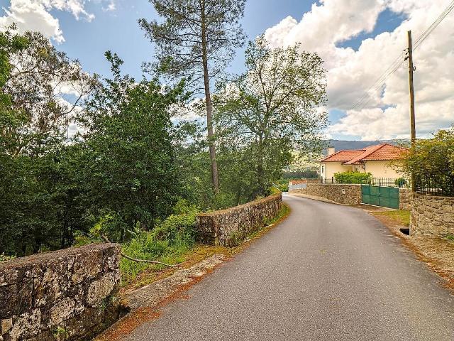 Terreno à venda em Gondoriz, Arcos de Valdevez RE/MAX Portugal