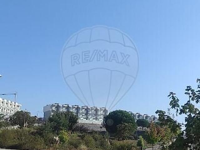 Terreno à venda em Gondifelos, Cavalões e Outiz, Vila Nova de Famalicão RE/MAX Portugal