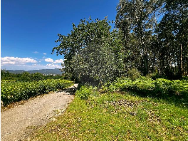 Terreno à venda em Ganfei São Salvador, Valença RE/MAX Portugal
