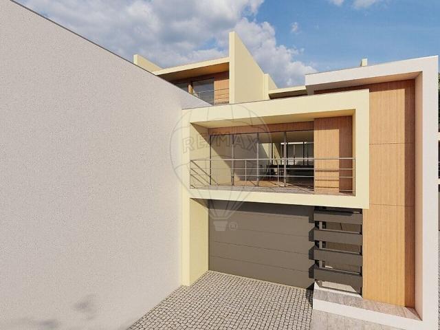 Terreno à venda em Geme, Vila Verde RE/MAX Portugal