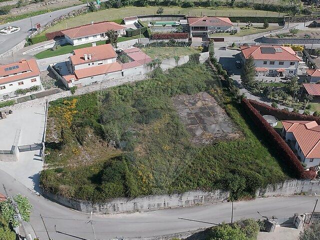 Terreno à venda em Geraz do Minho, Póvoa de Lanhoso RE/MAX Portugal