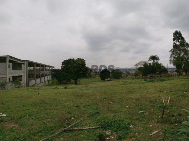 Terreno à venda em Guarulhos