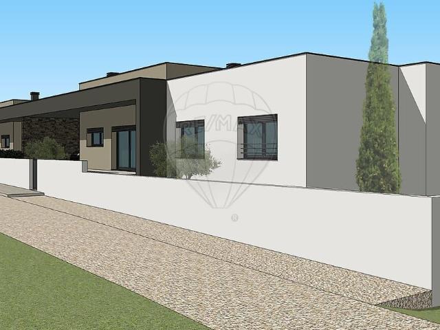 Terreno à venda em Guia, Ilha e Mata Mourisca, Pombal RE/MAX Portugal