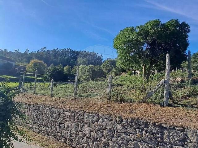 Terreno à venda em Guilhadeses e Santar, Arcos de Valdevez RE/MAX Portugal
