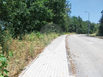 Terreno à venda em Guimarães