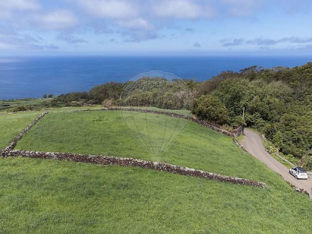 Terreno à venda em Doze Ribeiras, Angra do Heroísmo RE/MAX Portugal
