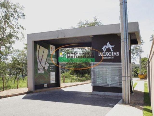 Terreno à venda em Dona Lôde
