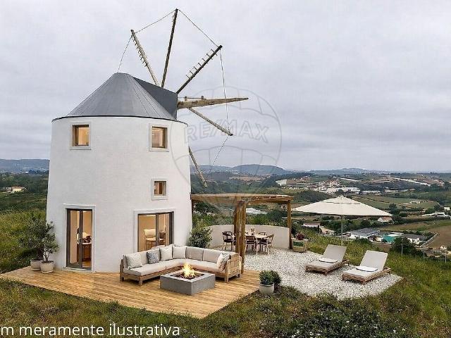 Terreno à venda em Enxara do Bispo, Gradil e Vila Franca do Rosário, Mafra RE/MAX Portugal