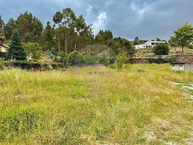 Terreno à venda em Eiriz, Paços de Ferreira RE/MAX Portugal