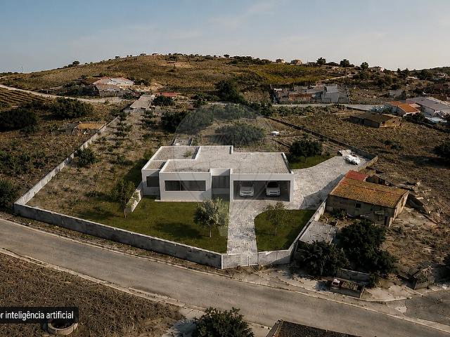Terreno à venda em Ereira e Lapa, Cartaxo RE/MAX Portugal