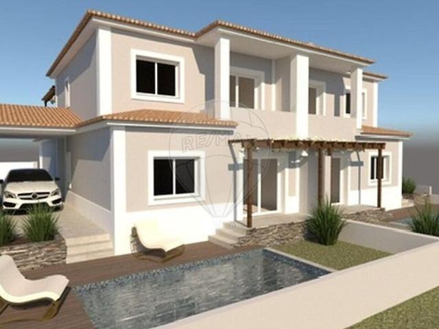 Terreno à venda em Ericeira, Mafra RE/MAX Portugal
