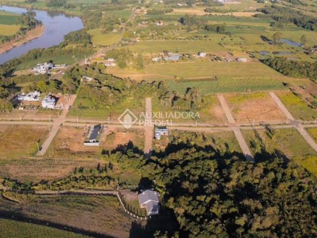 Terreno à venda em Estrela Ótima localização