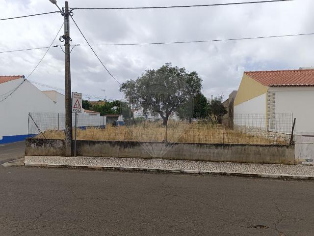 Terreno à venda em Estremoz