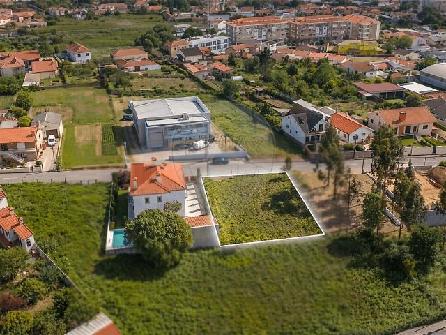 Terreno à venda em Esmoriz, Ovar RE/MAX Portugal