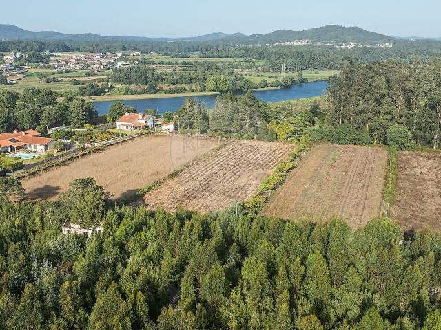 Terreno à venda em Fonte Boa e Rio Tinto, Esposende RE/MAX Portugal