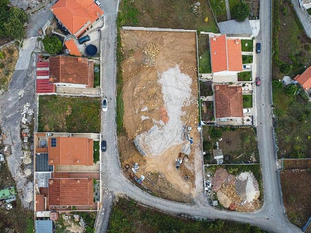 Terreno à venda em Fornelo e Vairão, Vila do Conde RE/MAX Portugal