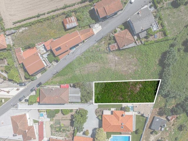 Terreno à venda em Fafe