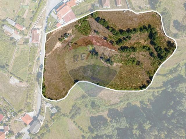 Terreno à venda em Fafe
