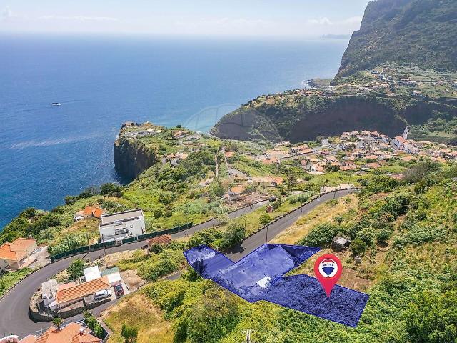 Terreno à venda em Faial, Santana RE/MAX Portugal