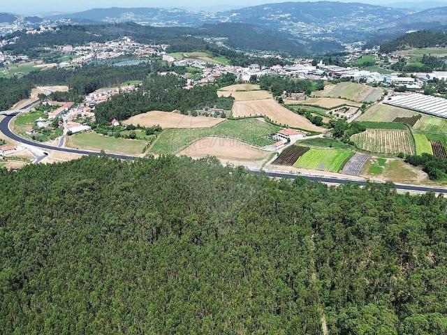 Terreno à venda em Felgueiras
