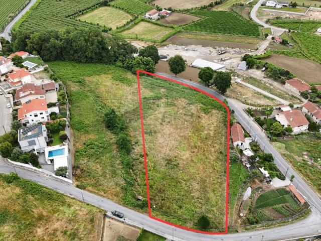 Terreno à venda em Felgueiras