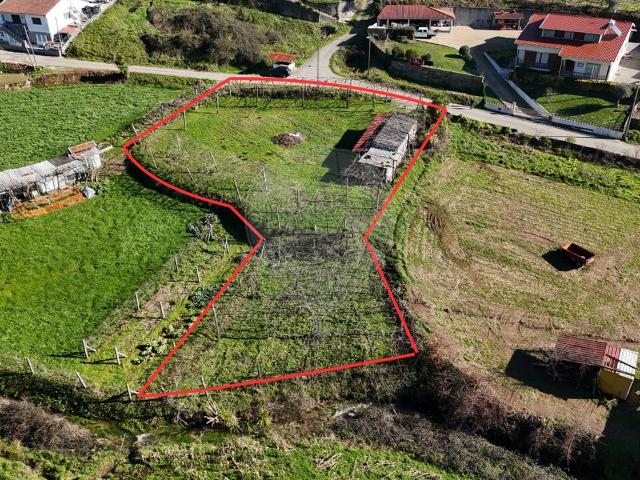 Terreno à venda em Felgueiras