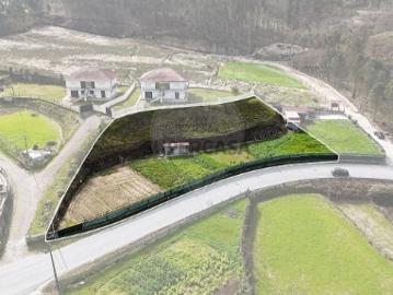Terreno à venda em Felgueiras
