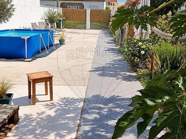 Terreno à venda em Fernão Ferro, Seixal RE/MAX Portugal