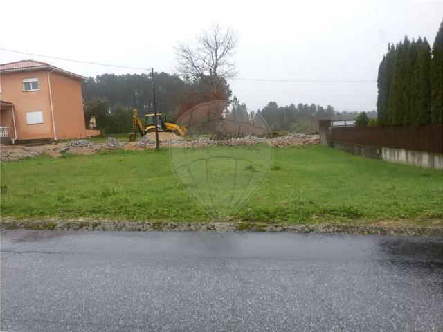 Terreno à venda em Ferreira de Aves, Sátão RE/MAX Portugal