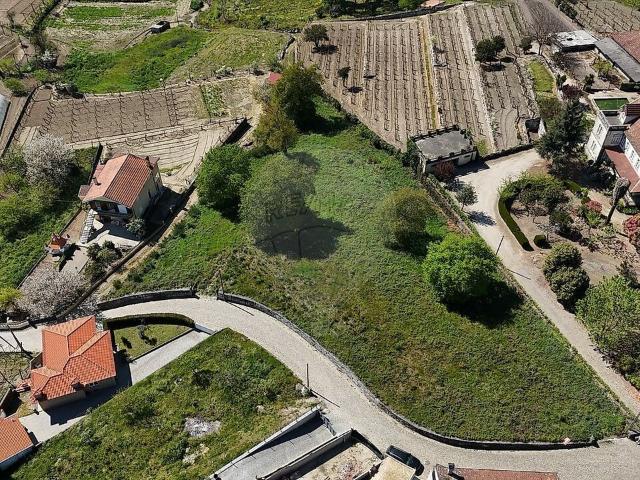 Terreno à venda em Figueiró Santiago e Santa Cristina, Amarante RE/MAX Portugal