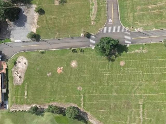 Terreno à venda em Indaiatuba, Jardim Indaiatuba Golf, com 1000.01 m², Jardins do Golfe Residencial