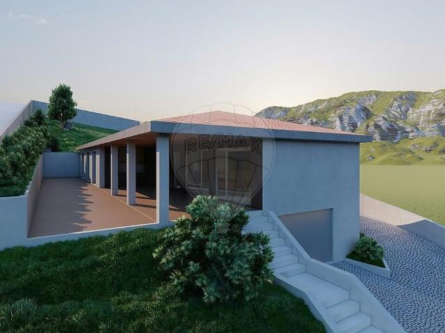 Terreno à venda em Idães, Felgueiras RE/MAX Portugal