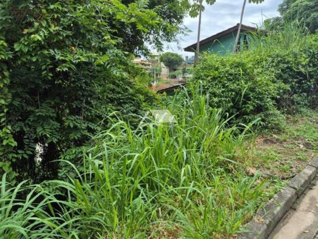 Terreno à venda em Ilhabela, 445m² com vista no Perequê e projeto !