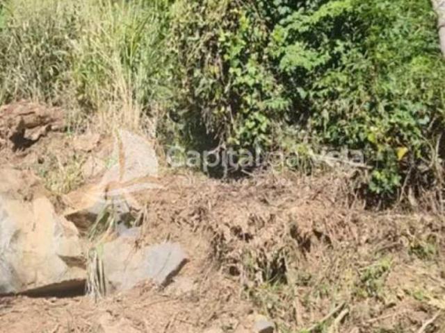 Terreno à Venda em Ilhabela com Escritura Definitiva | Próximo à Praia e Excelen