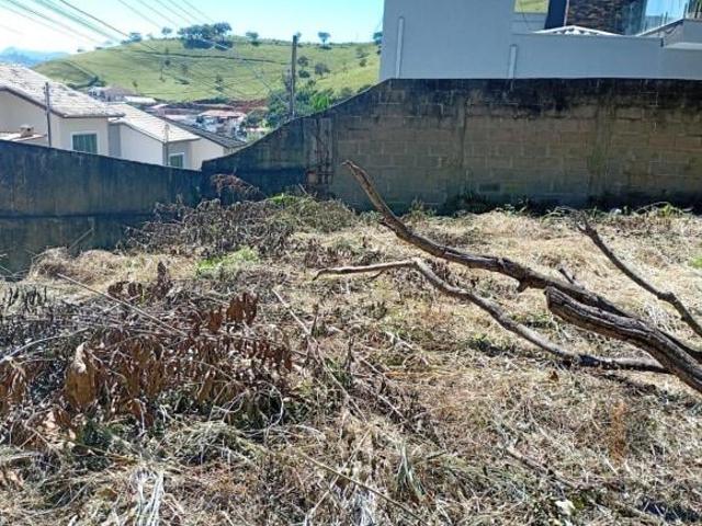 Terreno à venda em Itajubá MG, bairro Bela Vista medicina com 420m² de área!