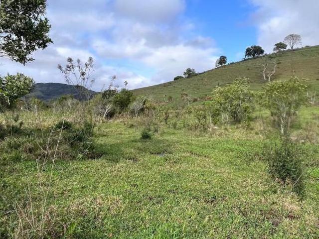 Terreno à venda em Itajubá MG, bairro Serra dos Toledos: 5.000,00 m² de área!