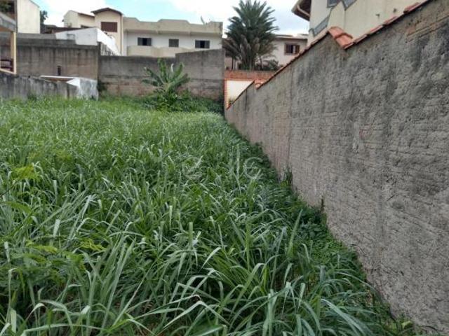 terreno à venda em Jardim Chapadão