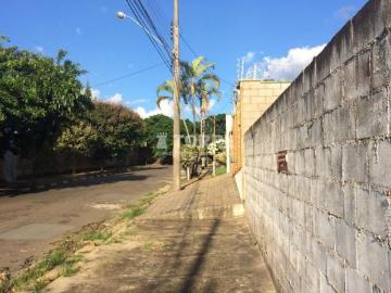 terreno à venda em Jardim Chapadão