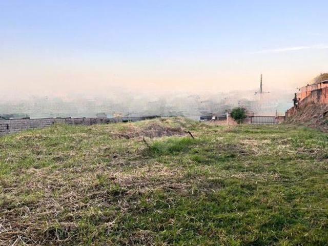 Terreno à venda em Jardim pinheiros SP
