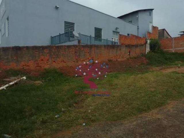 terreno à venda em Jardim Santa Lúcia