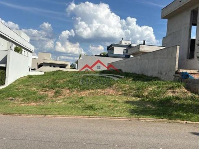 Terreno a venda em Jundiaí no condomínio fechado Bosque Do Horto