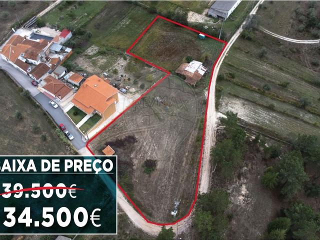 Terreno à venda em Olho Marinho