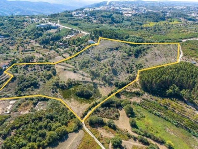 Terreno à venda em Oliveira do Hospital