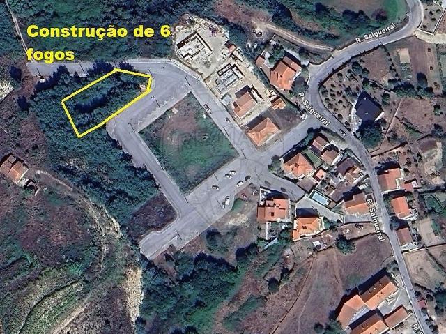 Terreno à venda em Oliveira do Hospital e São Paio de Gramaços, Oliveira do Hospital RE/MAX Portugal